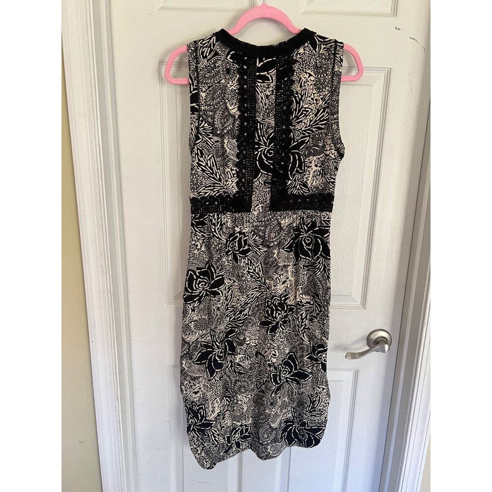 Holding Horses Suraja Black Dress Lotus Floral Crochet Lace Anthropologie sz 6 - Picture 5 of 10